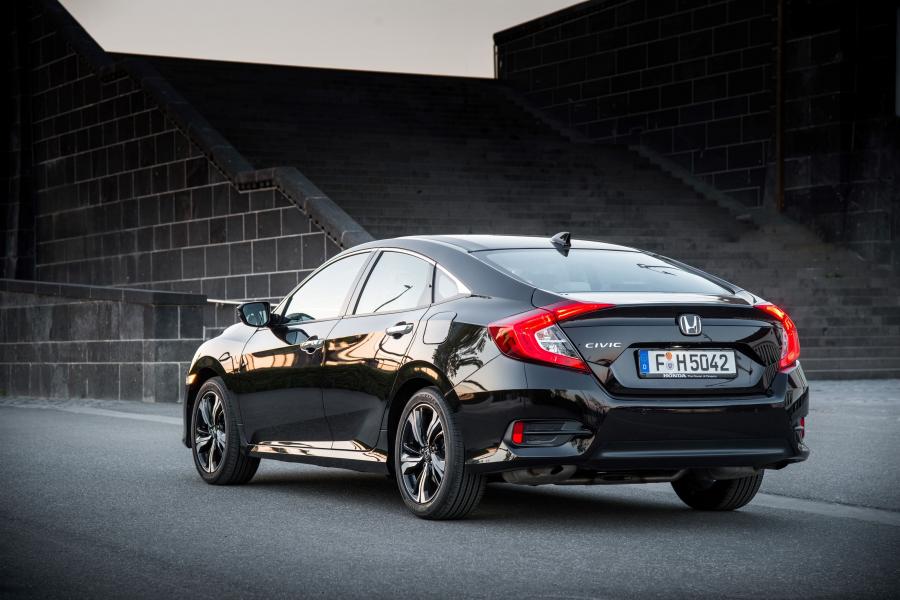  Honda Civic Sedan (FC1) 2016 года  (WW) (фото 25 из 40)